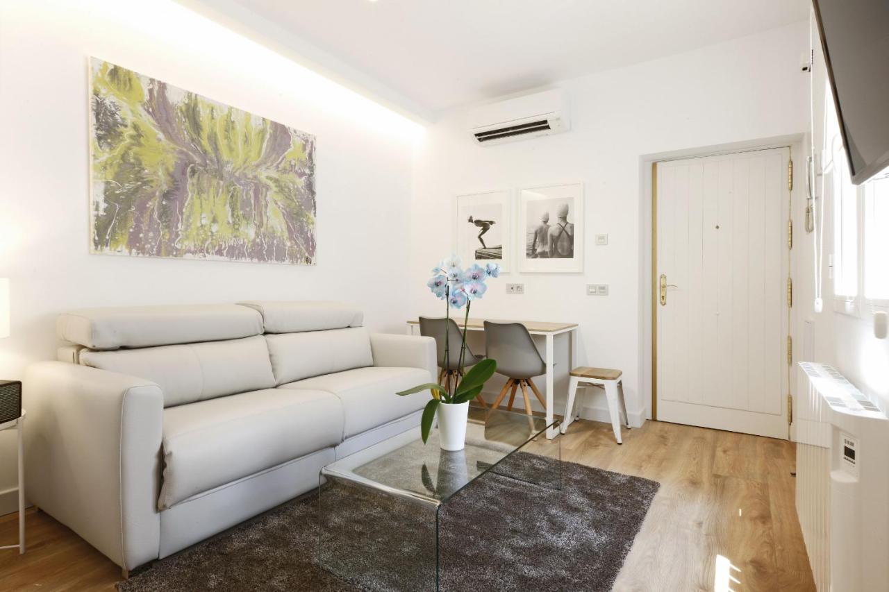 Angel Square Apartment Madrid Luaran gambar