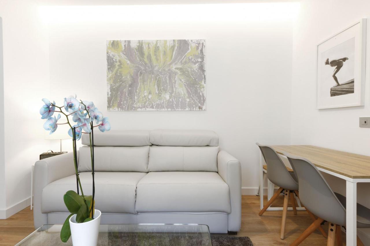 Angel Square Apartment Madrid Luaran gambar